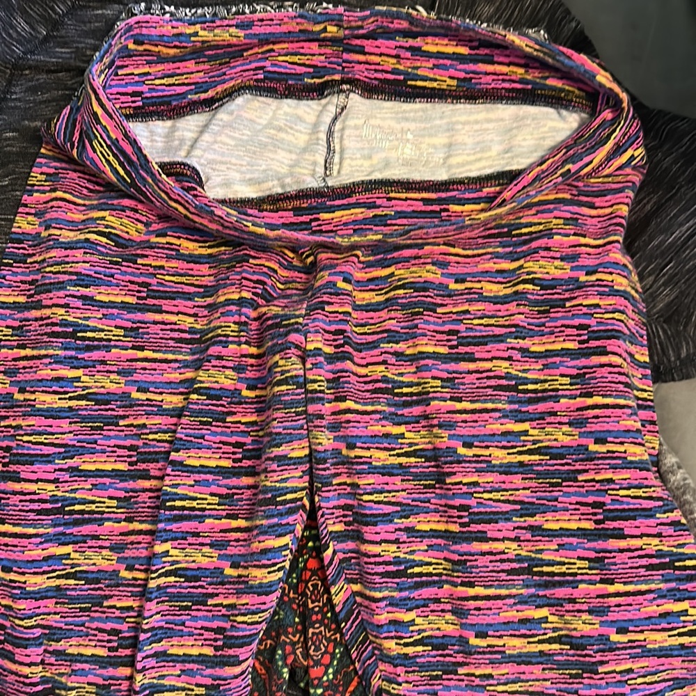 Flirtitude branded multicolored leggings. Veryyyy stretchy